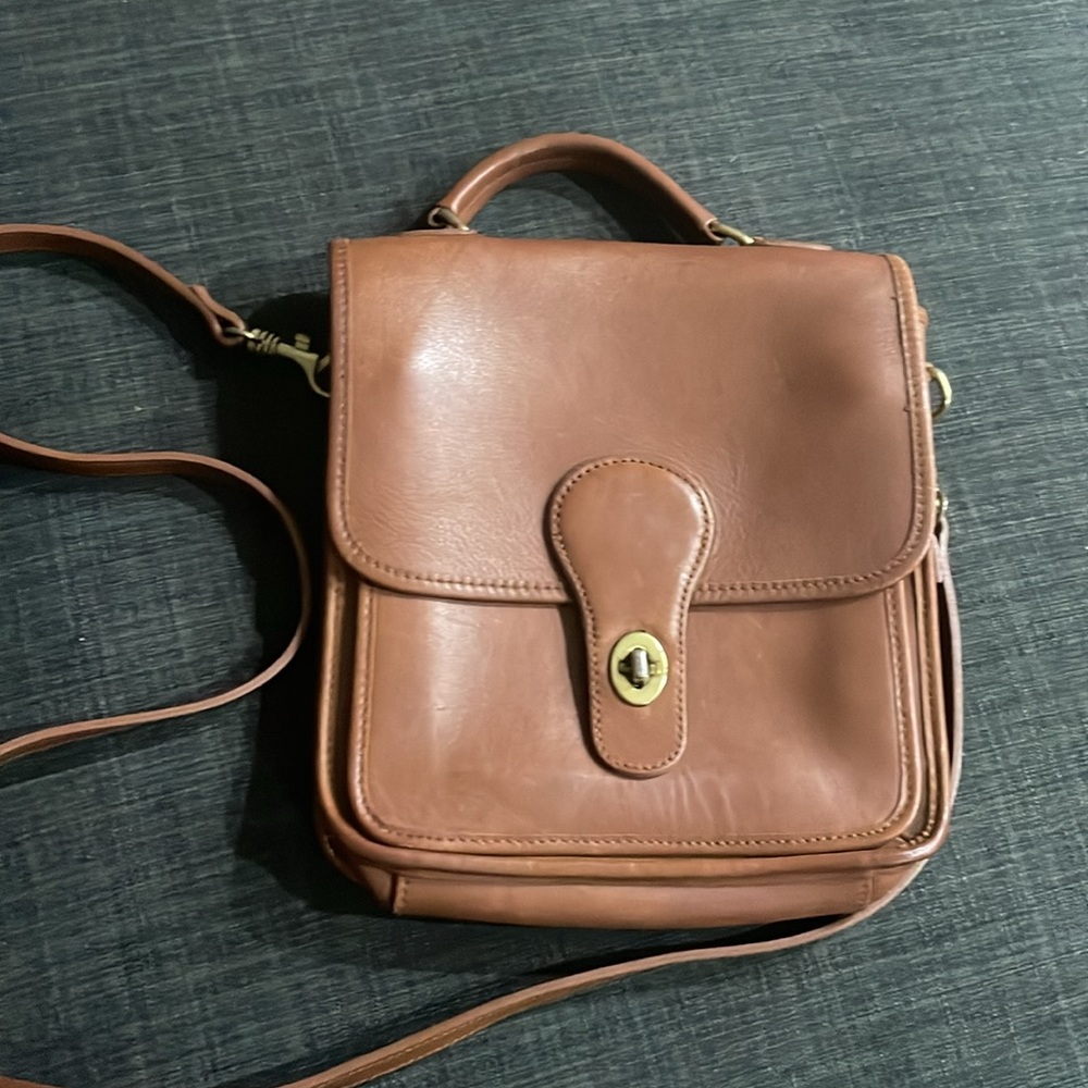 Hunt club genuine leather crossbody bag